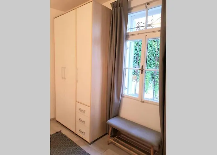 Try To Live Small In Center ! Apartamento